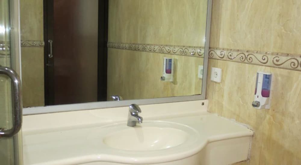 Bali Paradise City Hotel