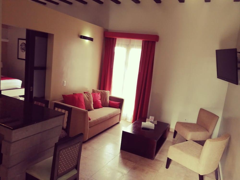 The Jonathon Boutique Hotel