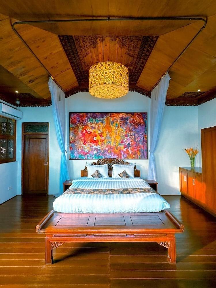 Villa Borobudur Resort