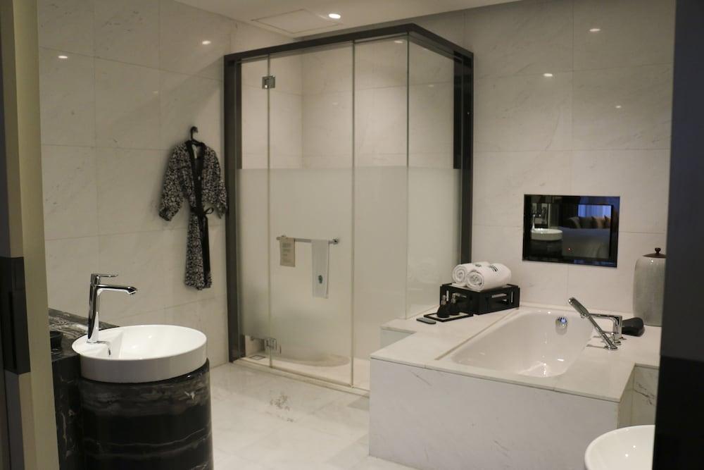 Banyan Tree Tianjin Riverside