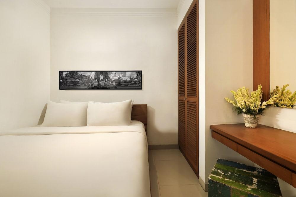 Sara Residence By Nakula