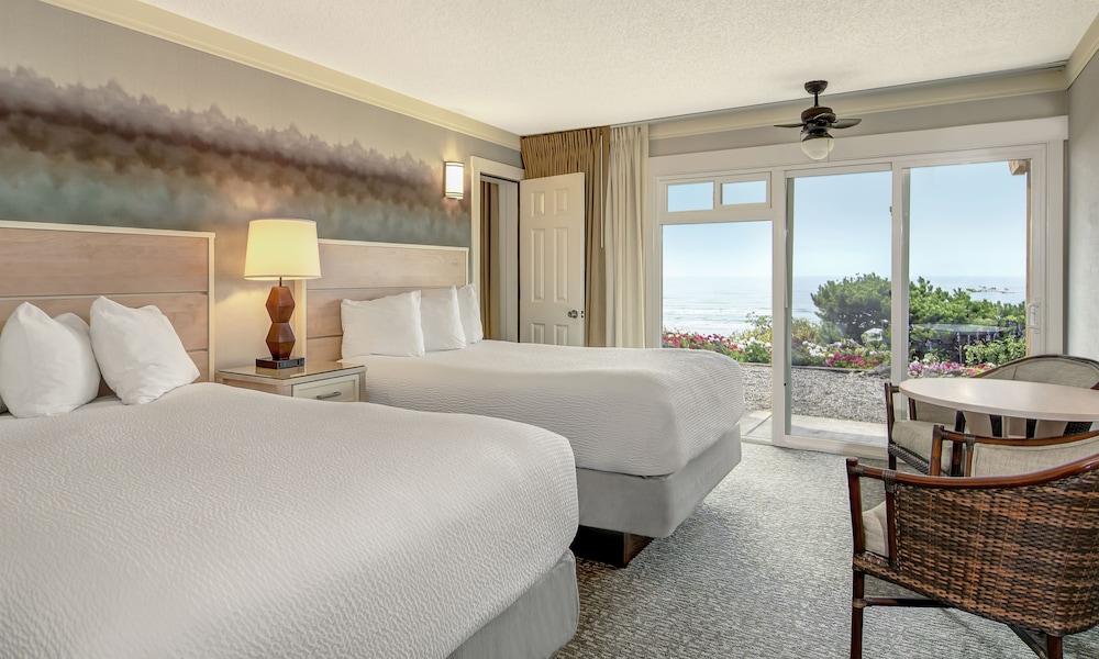 Hallmark Resort - Newport