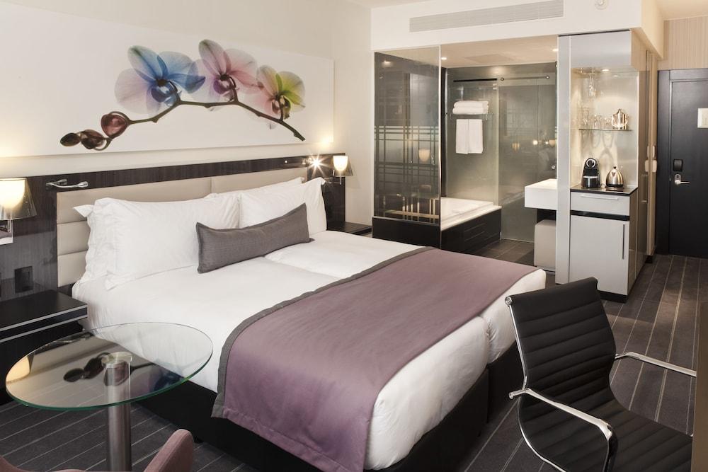 The Maslow Hotel, Sandton