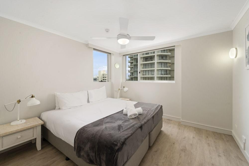 Sandpiper Apartments