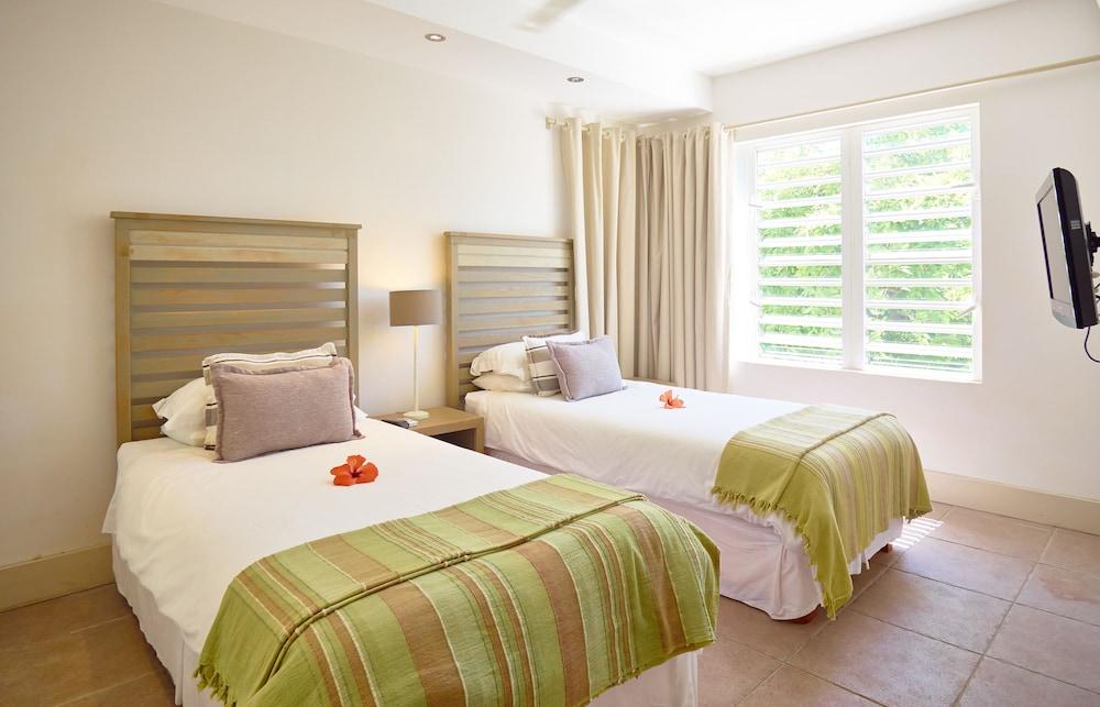 Cape Point Seafront Suites & Penthouse with LOV