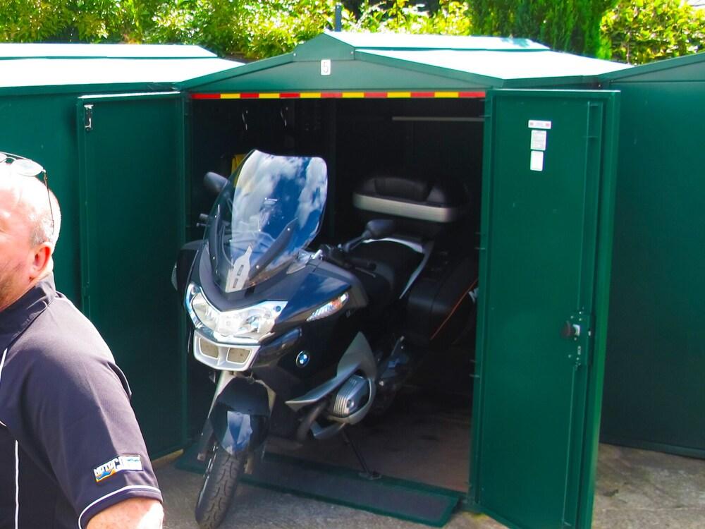 Buccleuch Arms Hotel