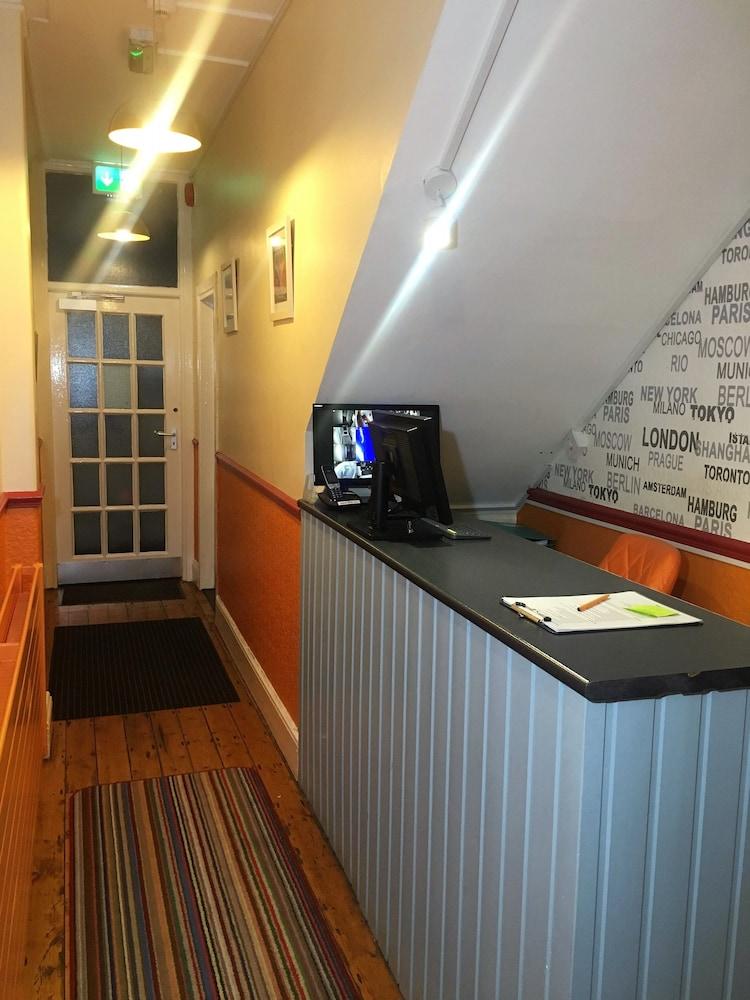 Portrush Holiday Hostel Guest House