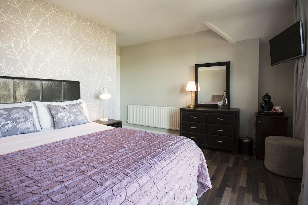 Maddens Bridge Bar & Guesthouse