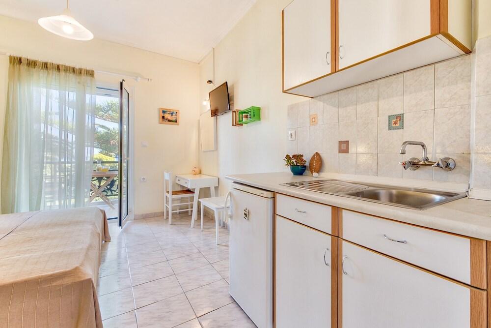 Panorama Studios & Apartments