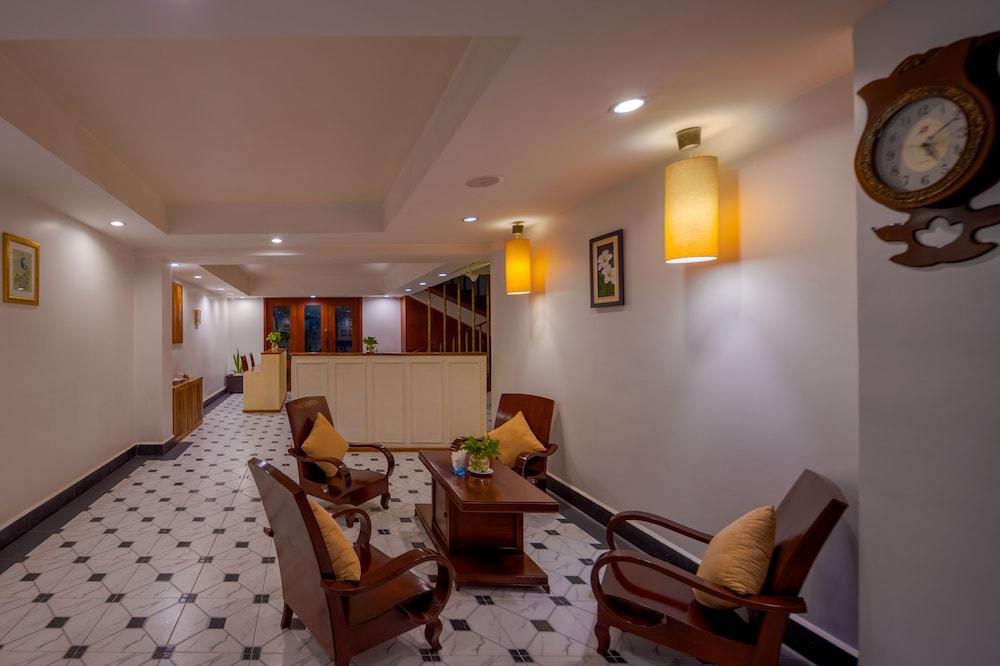 Skyline Boutique Hotel