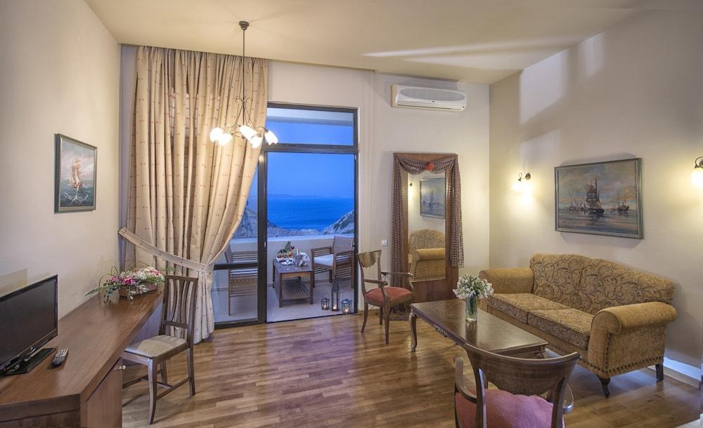 Athina Palace Resort & Spa