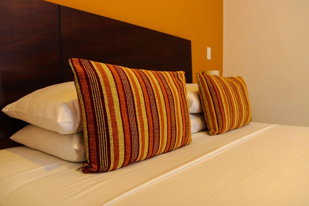 Hotel Avenida Buenos Aires