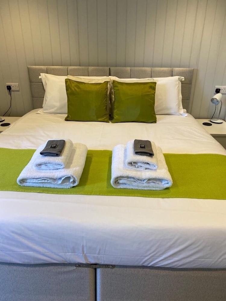 Petherton Cottage Studios