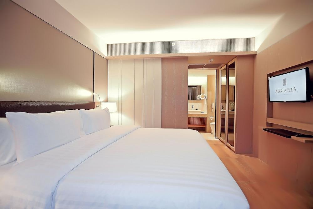 Arcadia Suites Bangkok