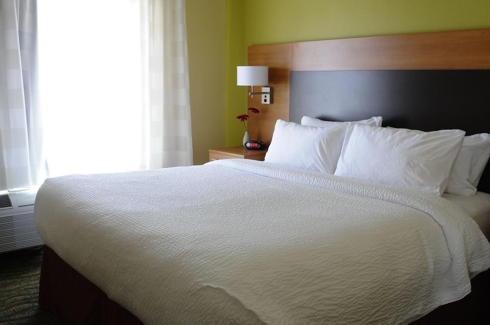 TownePlace Suites Redding