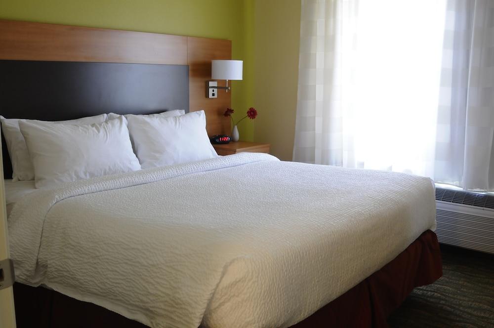 TownePlace Suites Redding