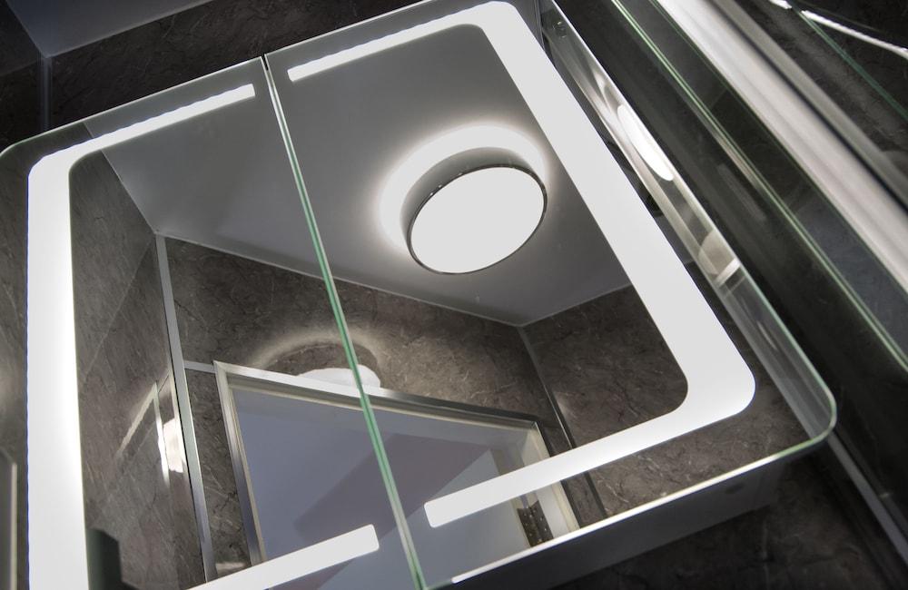 The Black Bull Hotel