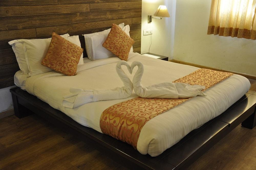 Sabol Holiday Resorts