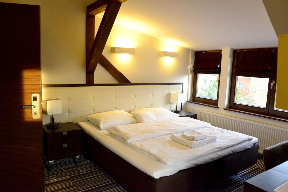 City Center House Elephant