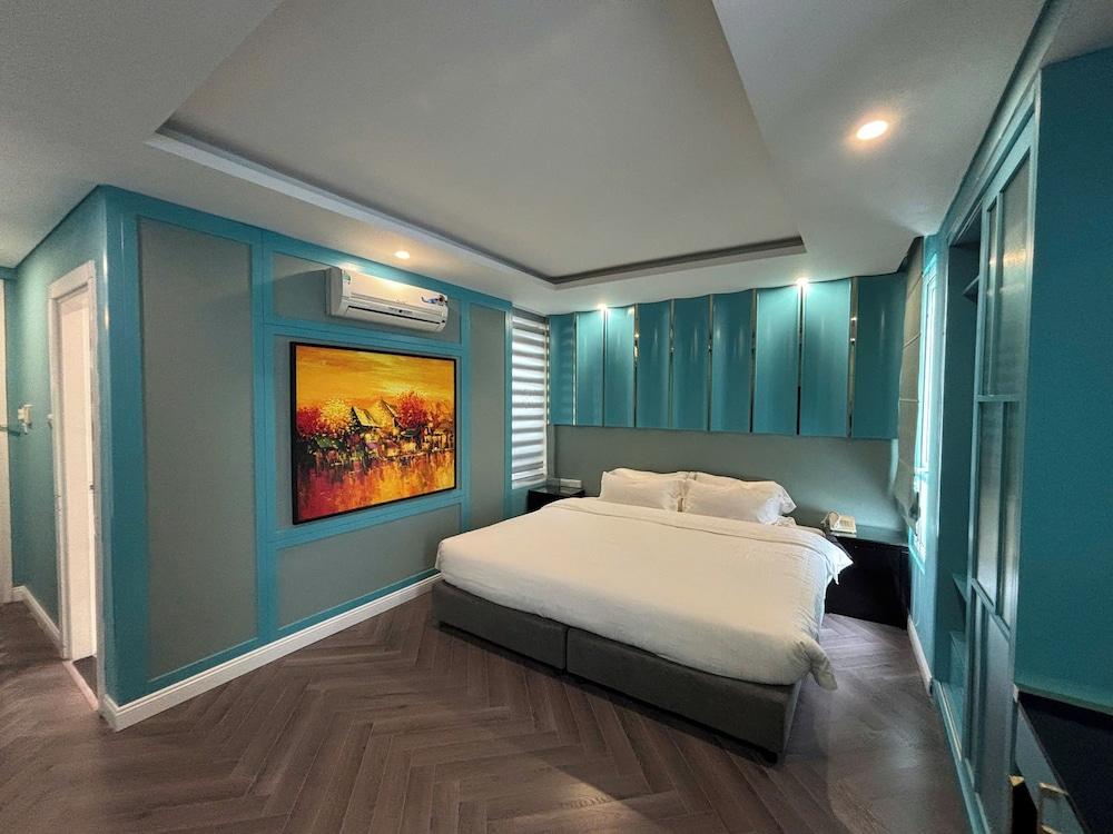 Minerva Church Hotel