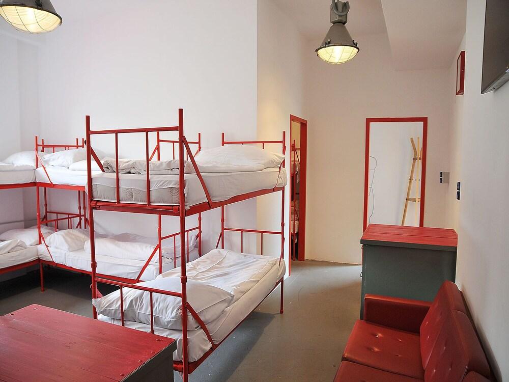 Hostel - With Private Entrance