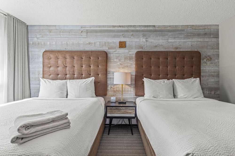 Lamphouse By Basecamp