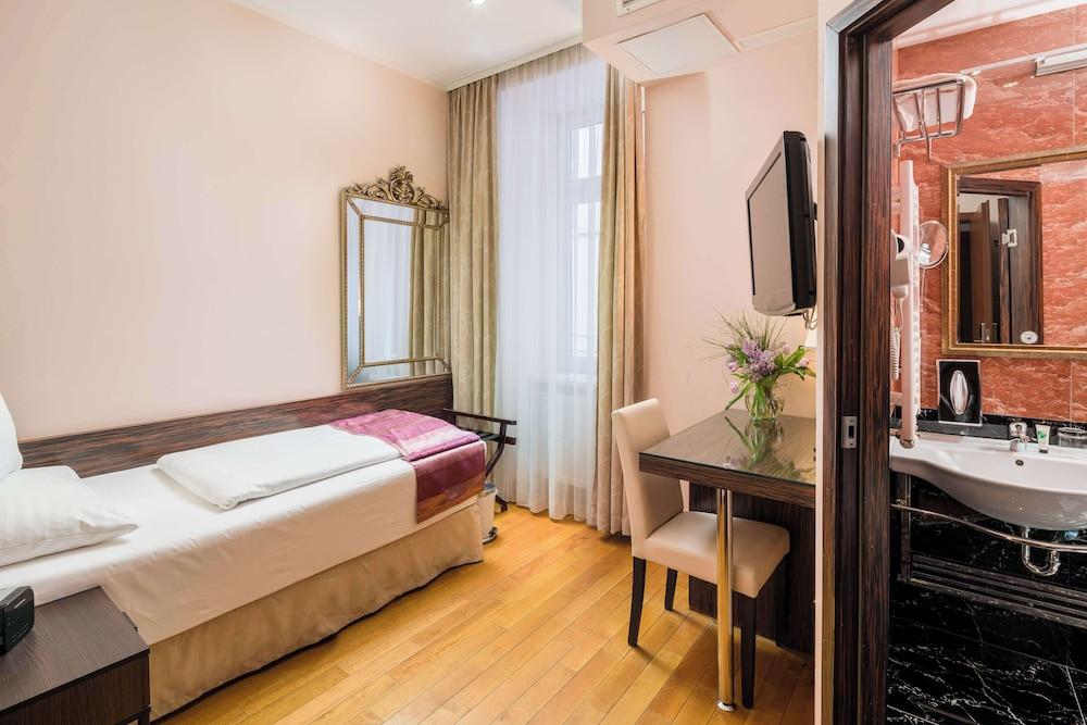 Best Western Plus Hotel Arcadia