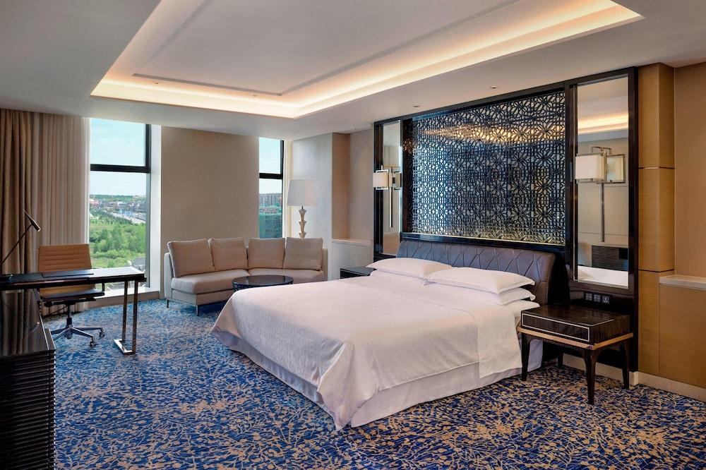 Sheraton Changchun Jingyuetan Hotel