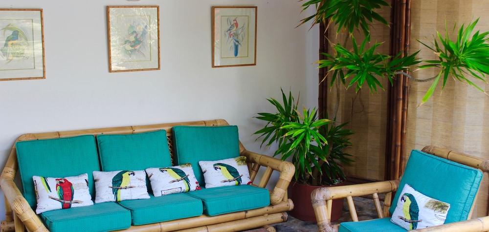 Chantauvent Guesthouse