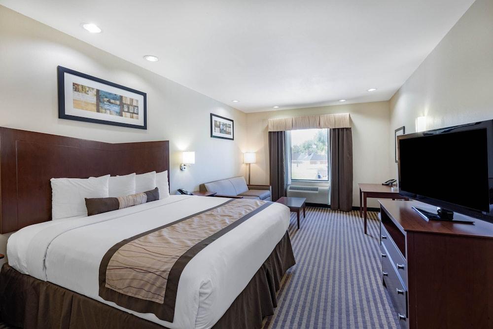 Baymont by Wyndham Victoria