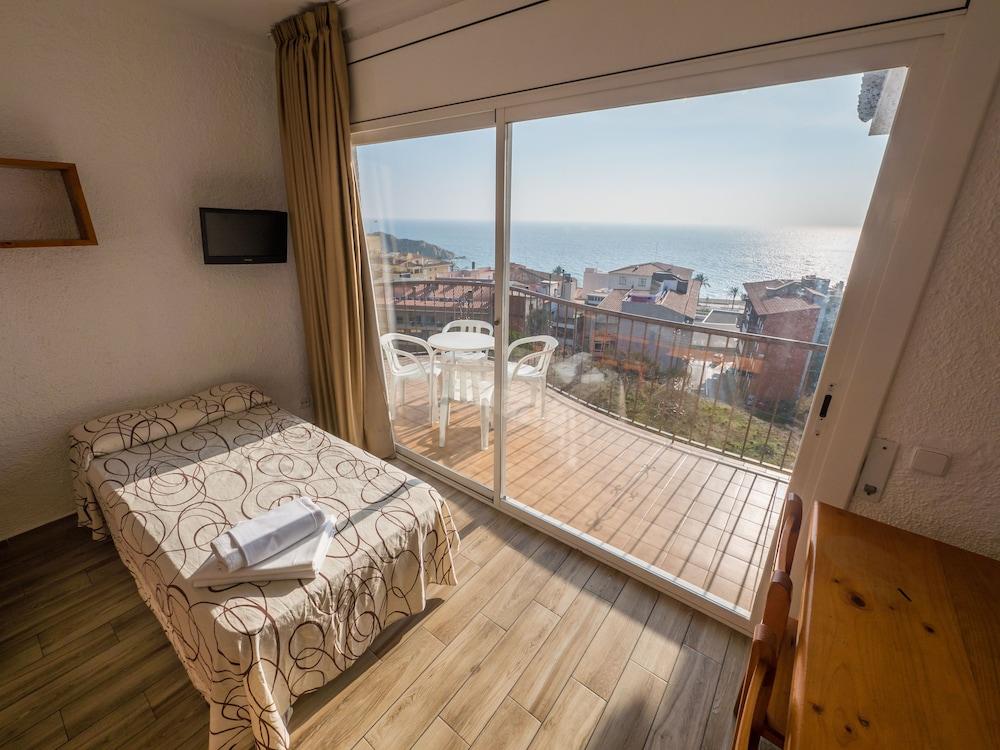 Apartaments AR Muntanya Mar