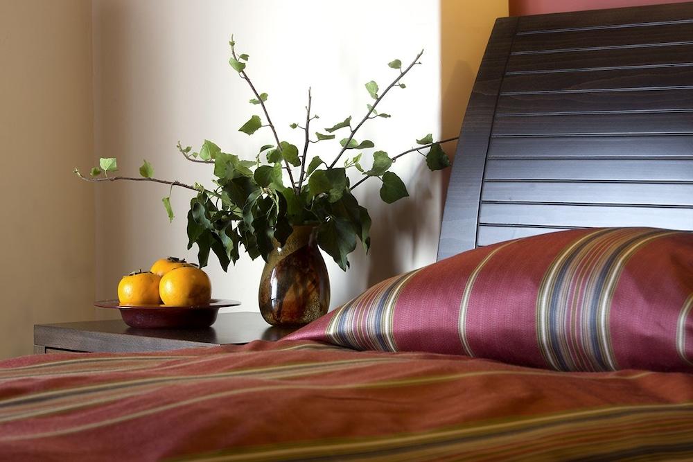 Dimosthenis Traditional Guesthouse