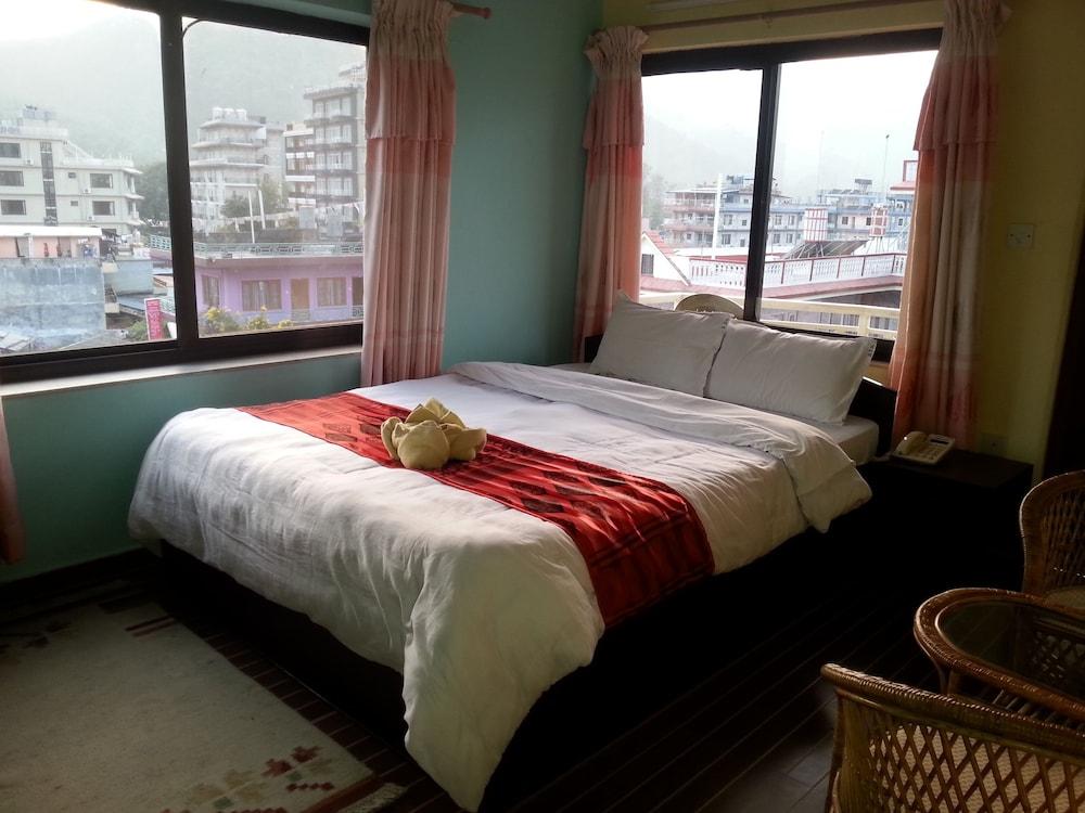 Hotel Fewa Holiday Inn