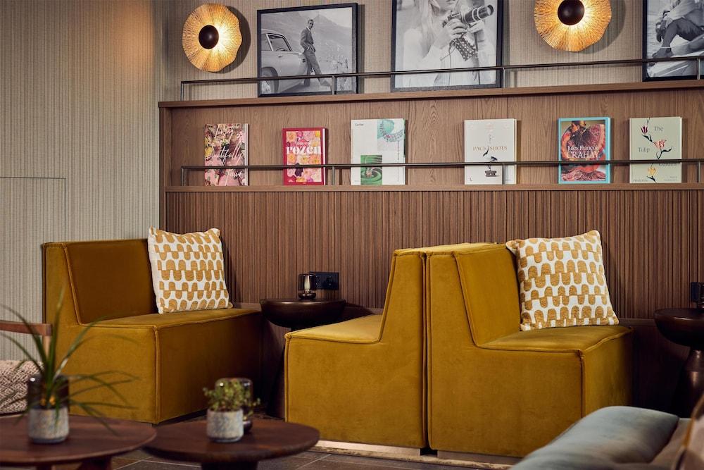 Haven Hotel Rotterdam, Curio Collection by Hilton