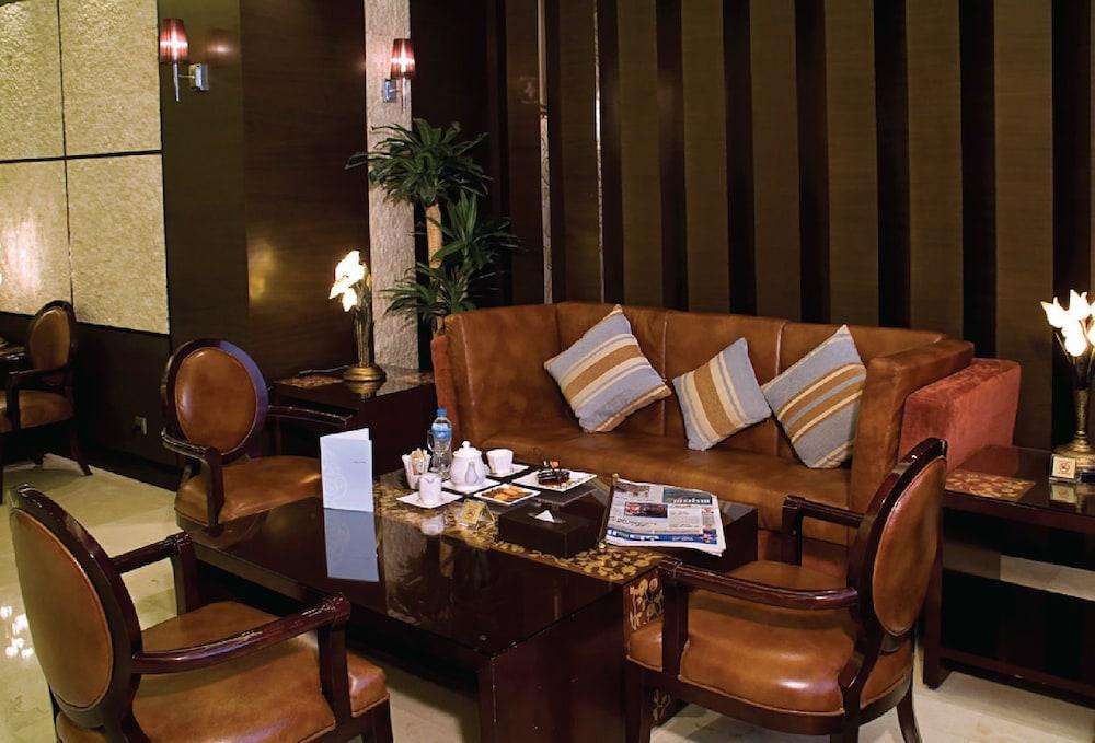 Dorrar Al Eiman Royal