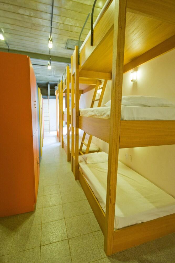 186 Lapa Central Hostel