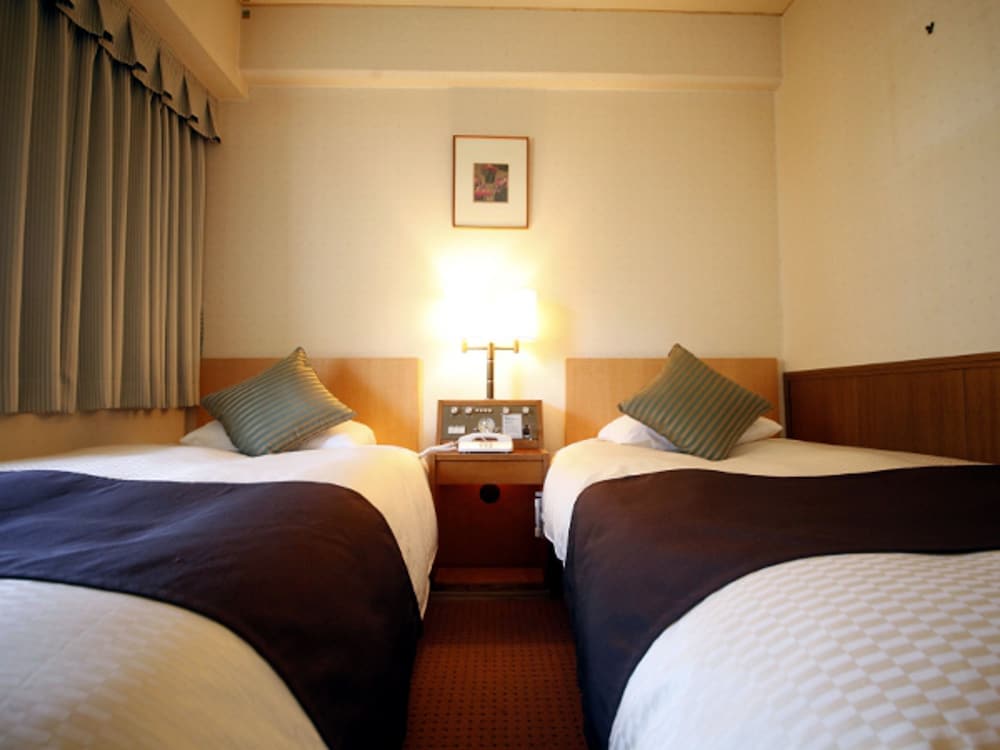 Central Hotel Yokosuka