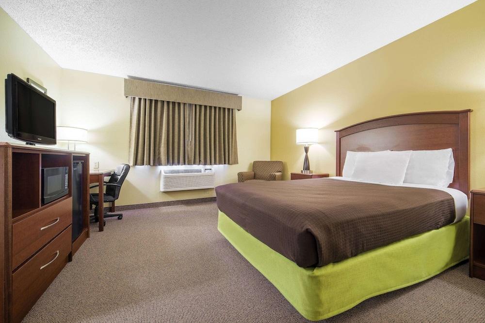 AmericInn by Wyndham Sioux Falls