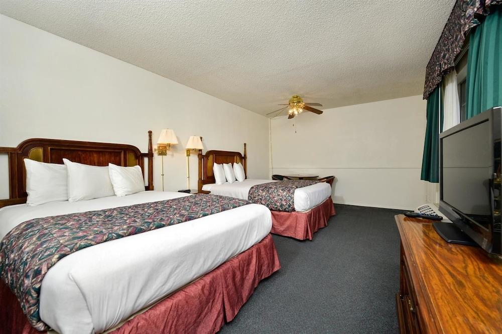 Americas Best Value Inn & Suites Lancaster