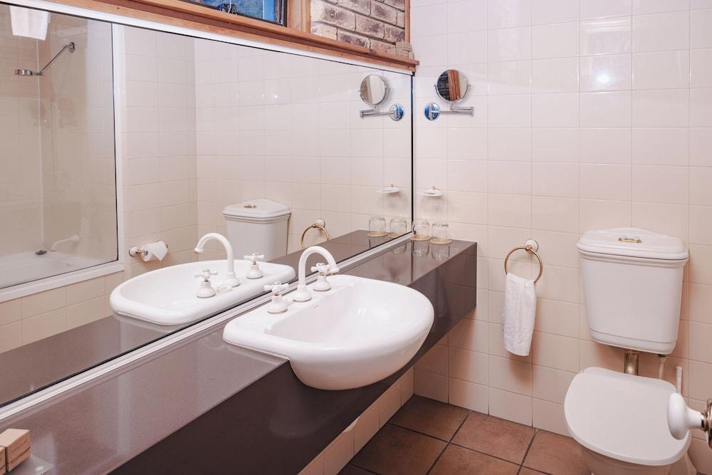 Stanley Village Waterfront Accommodation