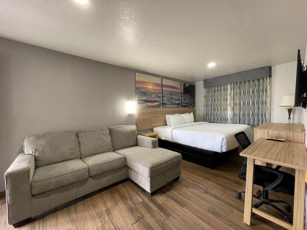 Days Inn by Wyndham Sulphur Springs