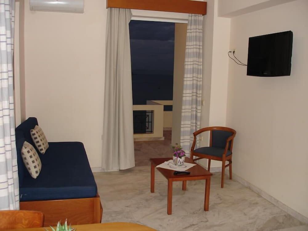 Nea Elena Luxurious Apartments