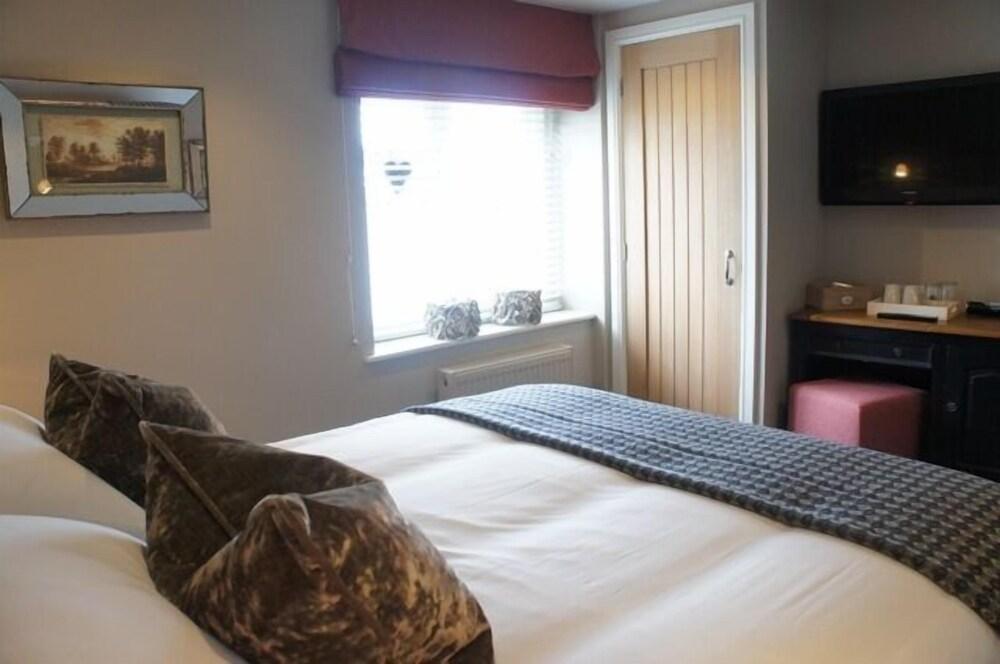 The Olde Coach House