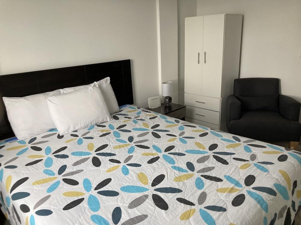 Quito Airport Suites