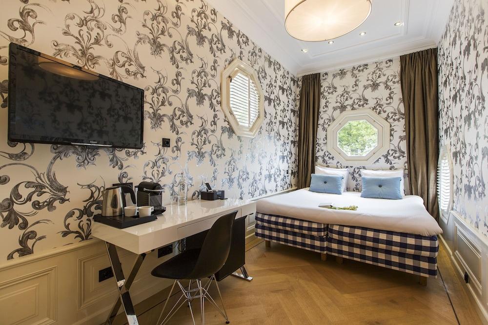 The Amsterdam Canal Hotel
