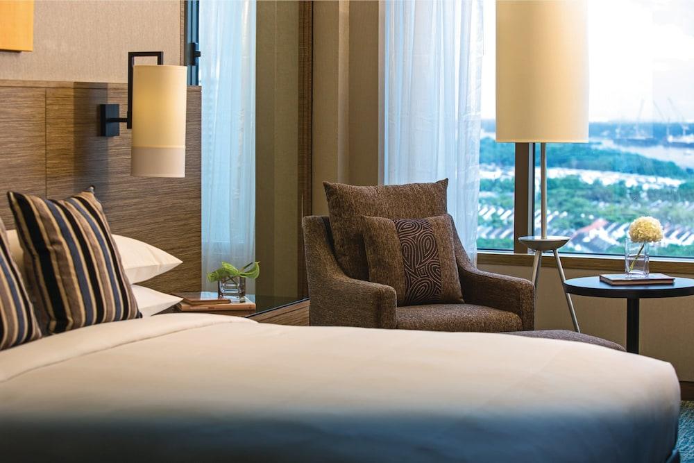 Renaissance Johor Bahru Hotel