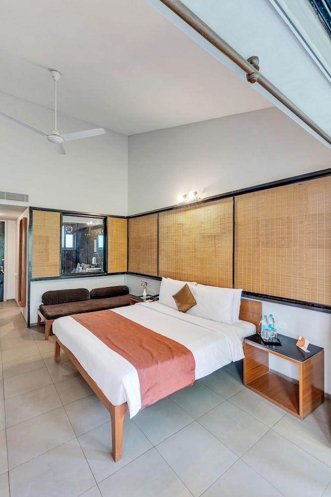 Club Mahindra Corbett