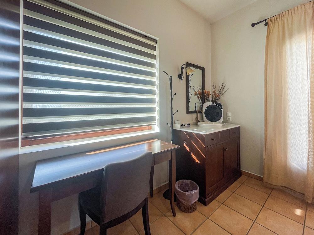 Luxurious Panoramic View Villa