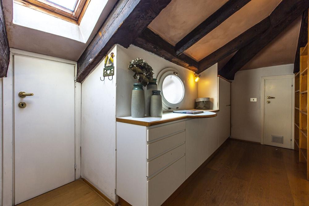 Attico Dei Miracoli R&R