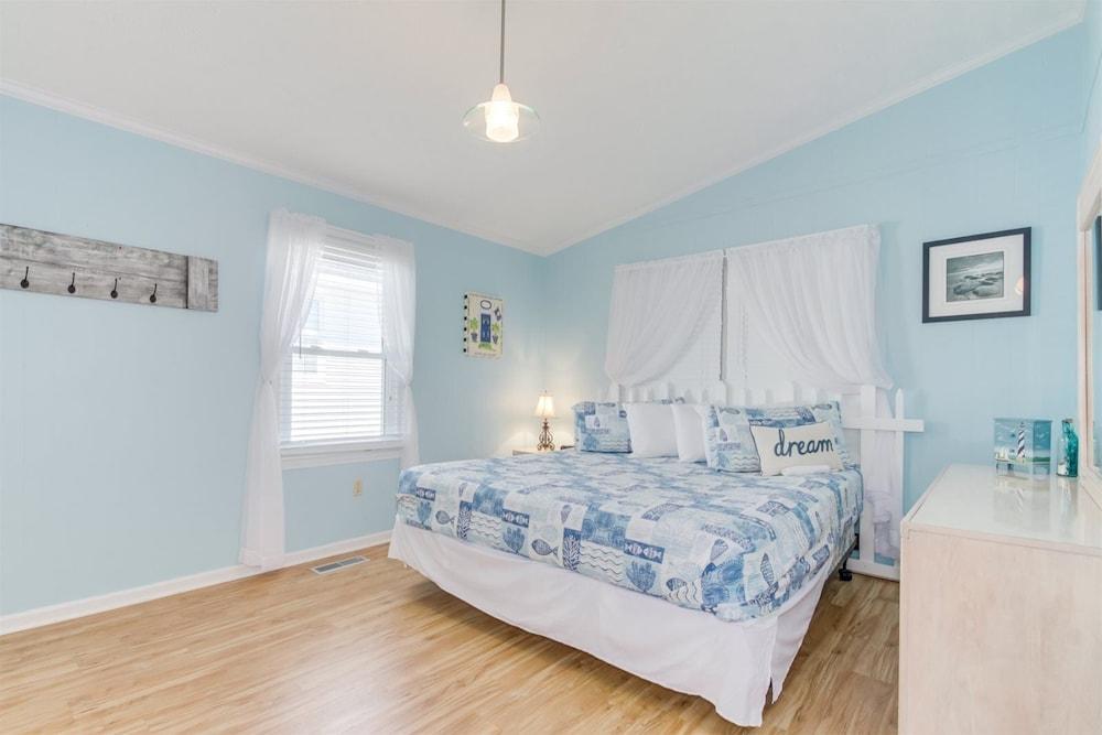 Garden City Beach House Escape!